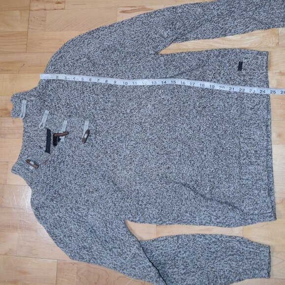 J.B. HOLT "The Jefferson" From the Buckle Men's Sz L Quarter Button Sweater - Picture 5 of 6